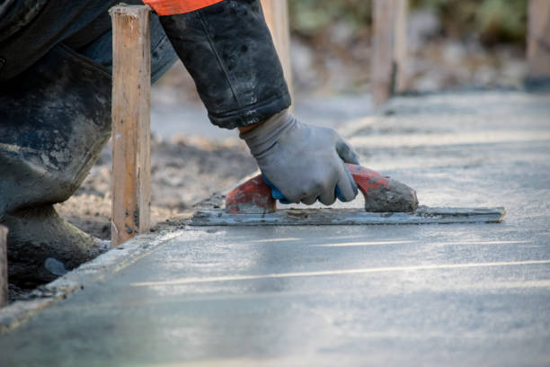 Best Driveway Concrete Repair  in Blooming Prairie, MN